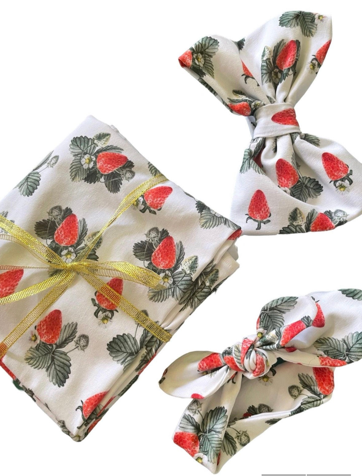 RED STRAWBERRY Swaddle Blanket Newborn Baby Girl Coming Home Outfit