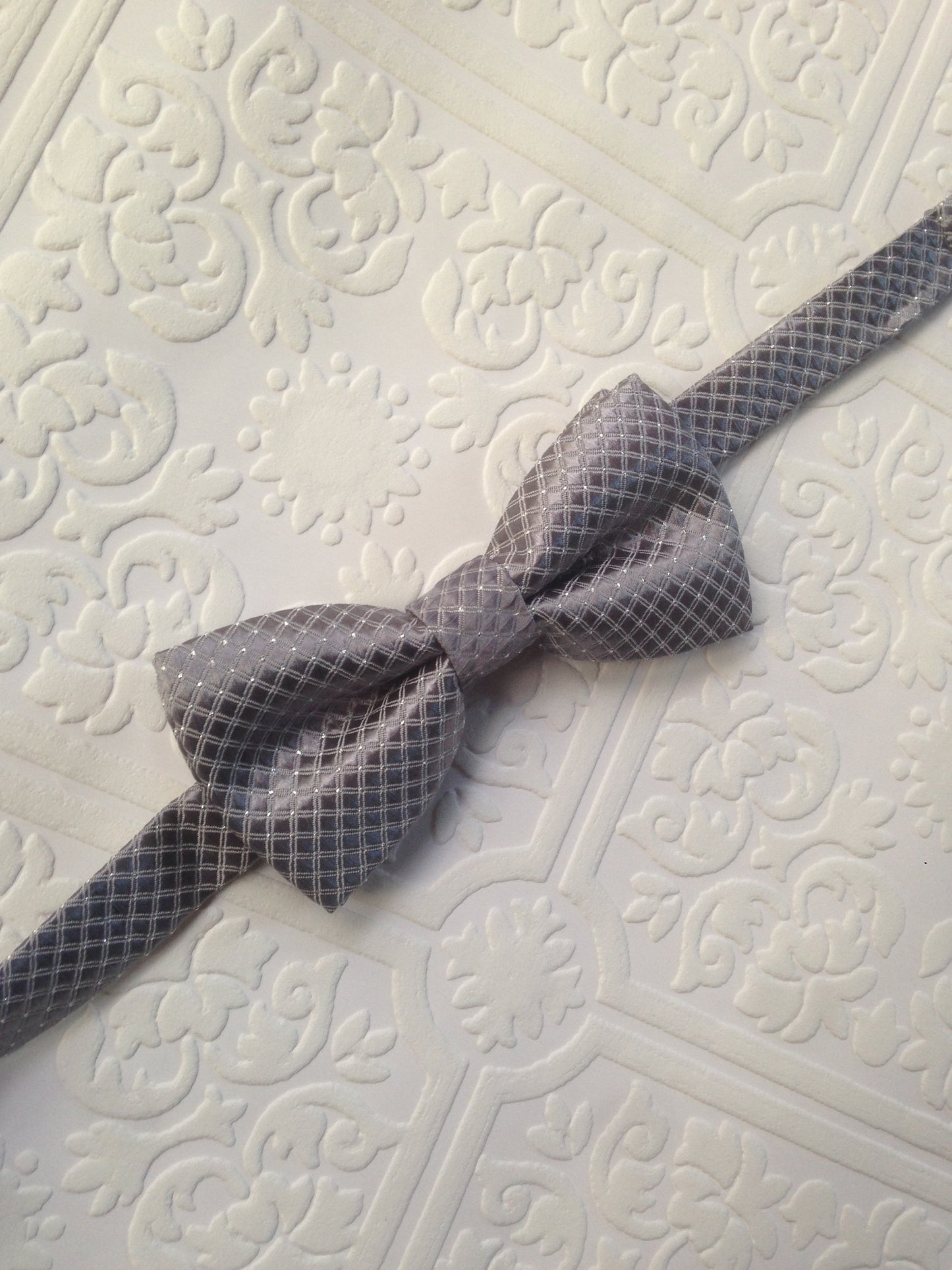 Gray bow tie, gray baby bow tie, baby bow tie, Classic baby bow tie, toddler bow tie, gray toddler bow tie, wedding boy tie, bow tie, baby