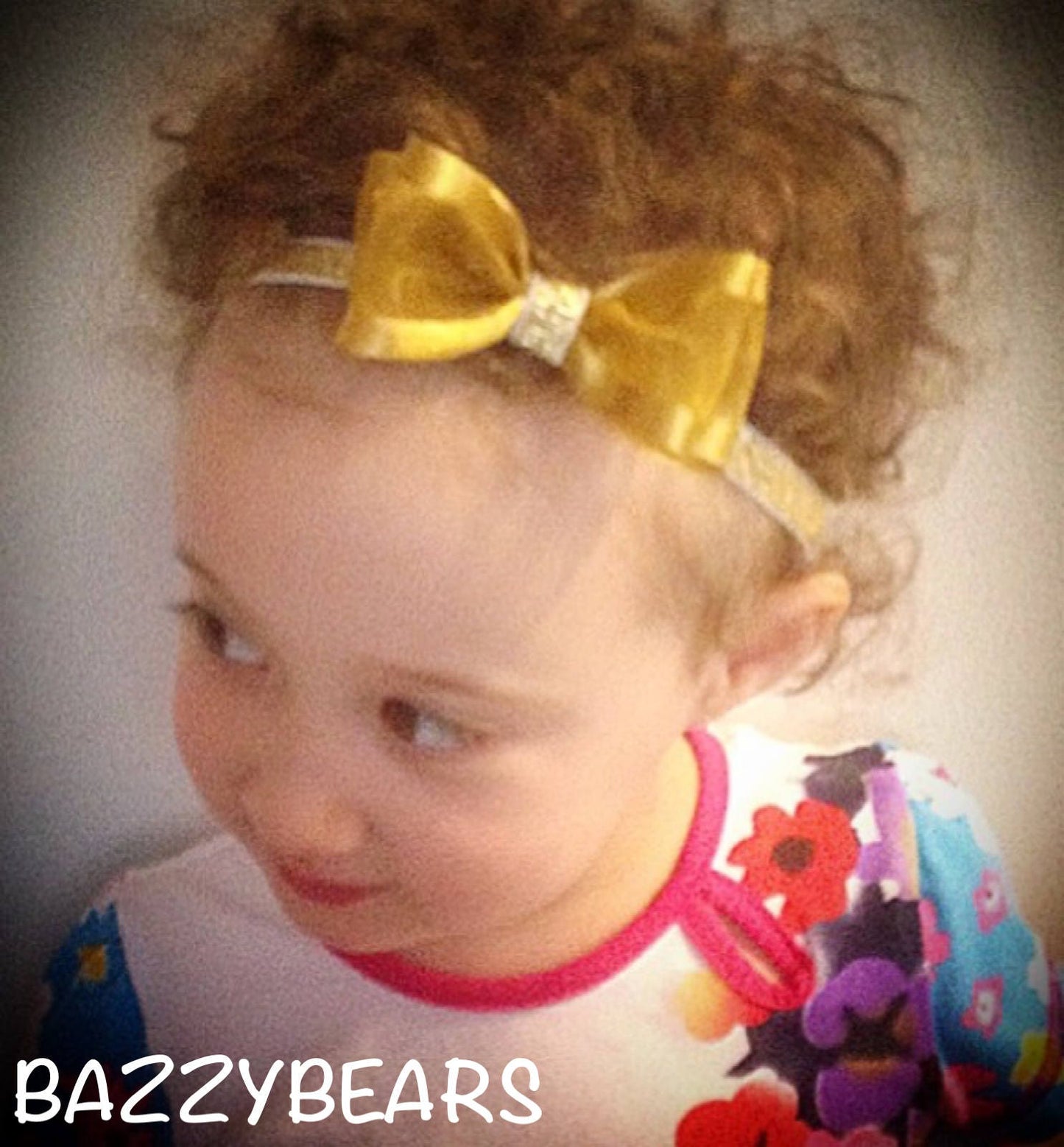 Gold bow headband, bow headband, gold headband, baby gold headband, Christmas headband, Christmas baby headband, sparkling headband, prop