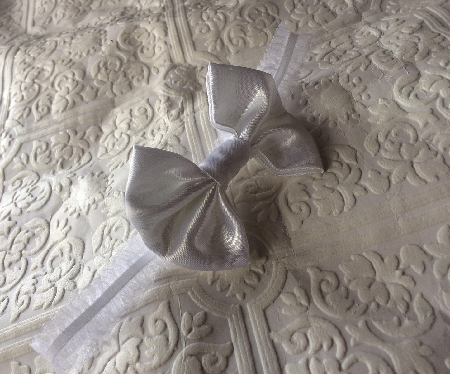 White baby headband, baptism headband, bow headband, satin baby headband, white headband, baby headband, white headband, satin hair bow