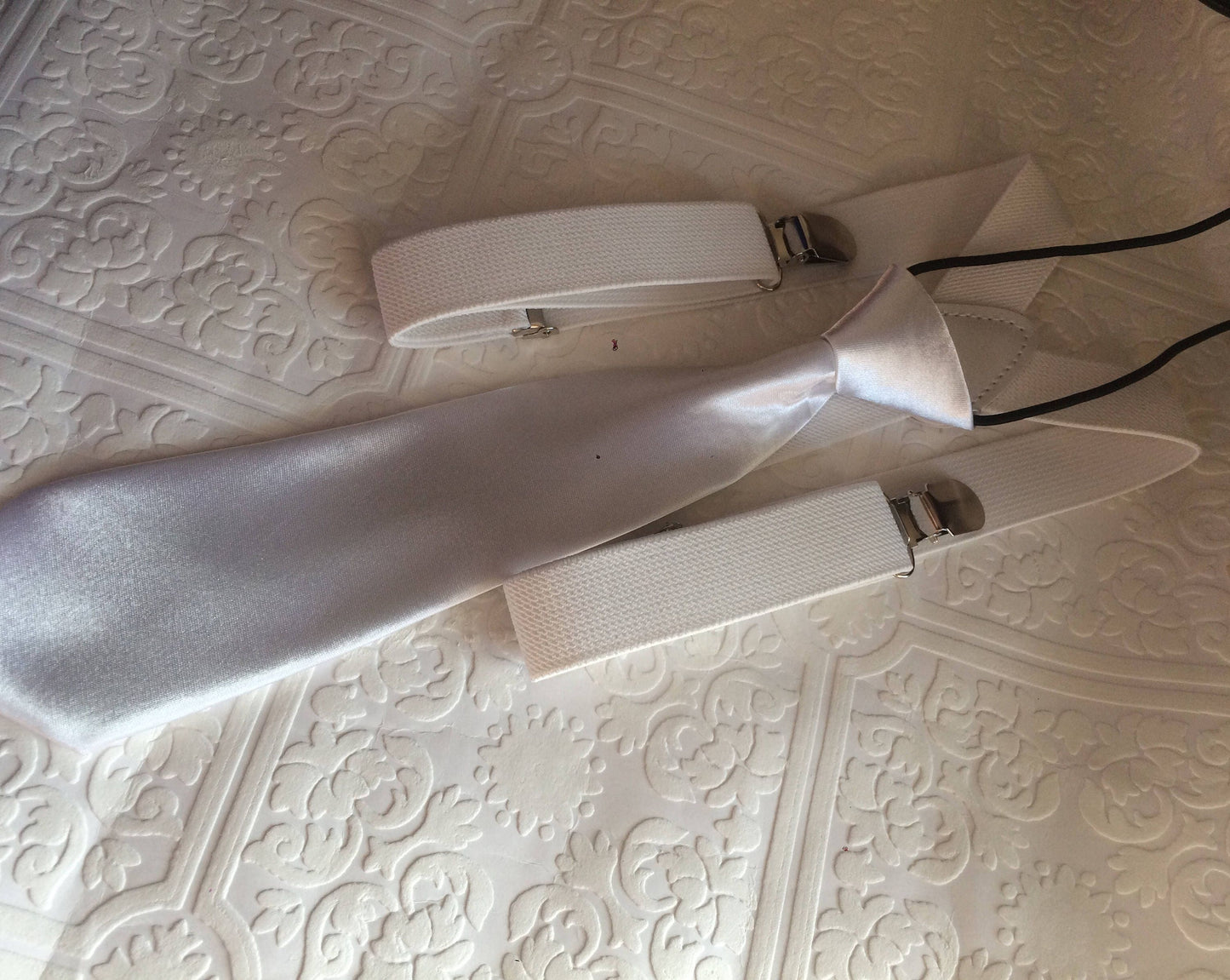 Baby suspenders and tie, baby tie, baby boy tie, suspenders, white suspenders set, wedding tie, baptism tie, baby baptism, boy baptism