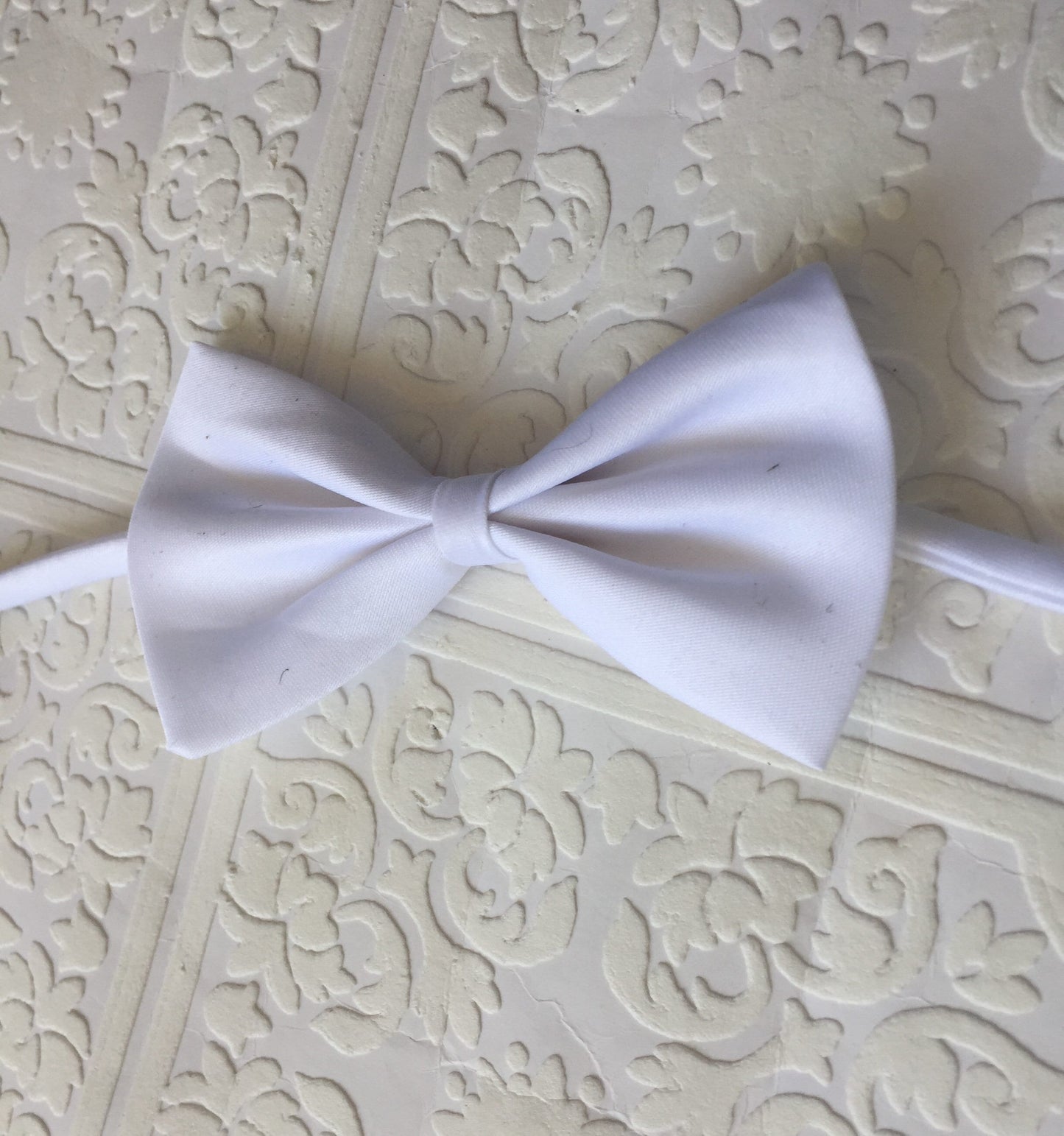white bow tie, classic white bow tie, white baby bow tie, baby bow tie, toddler bow tie, white toddler bow tie, wedding boy tie, bow tie