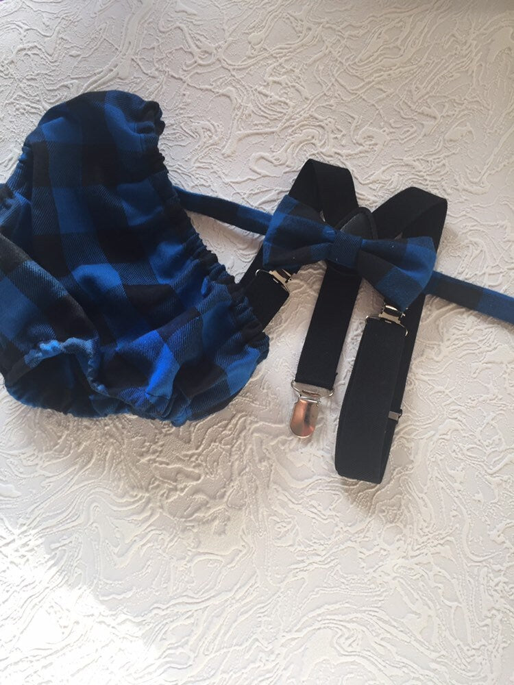 Boys Cake Smash Outfit - Blue black Buffalo Plaid- Diaper Cover, bow Tie & Birthday Hat - First Birthday Outfit - Boys Birthday Outfit -