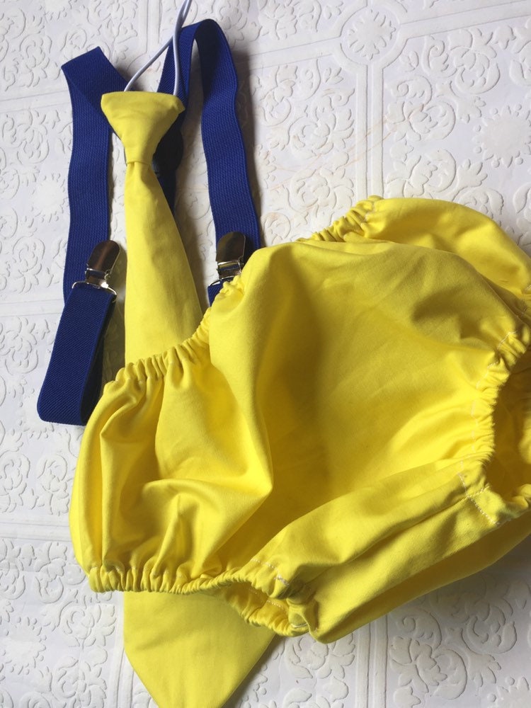 Finding nemo cake smash outfit. Finding nemo birthday outfit. Finding nemo 1st birthday.