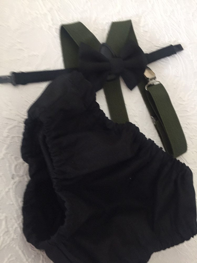 Cake Smash Boy Outfit, Black and green 1st Birthday Boy, Black Diaper Cover, Bowtie, Suspender, army suspenders, First Birthday Boy, Boy