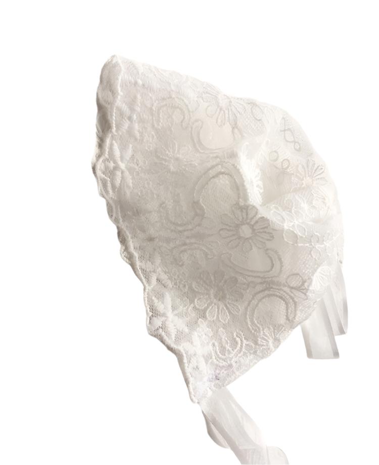 Ivory lace baptism
Bonnet