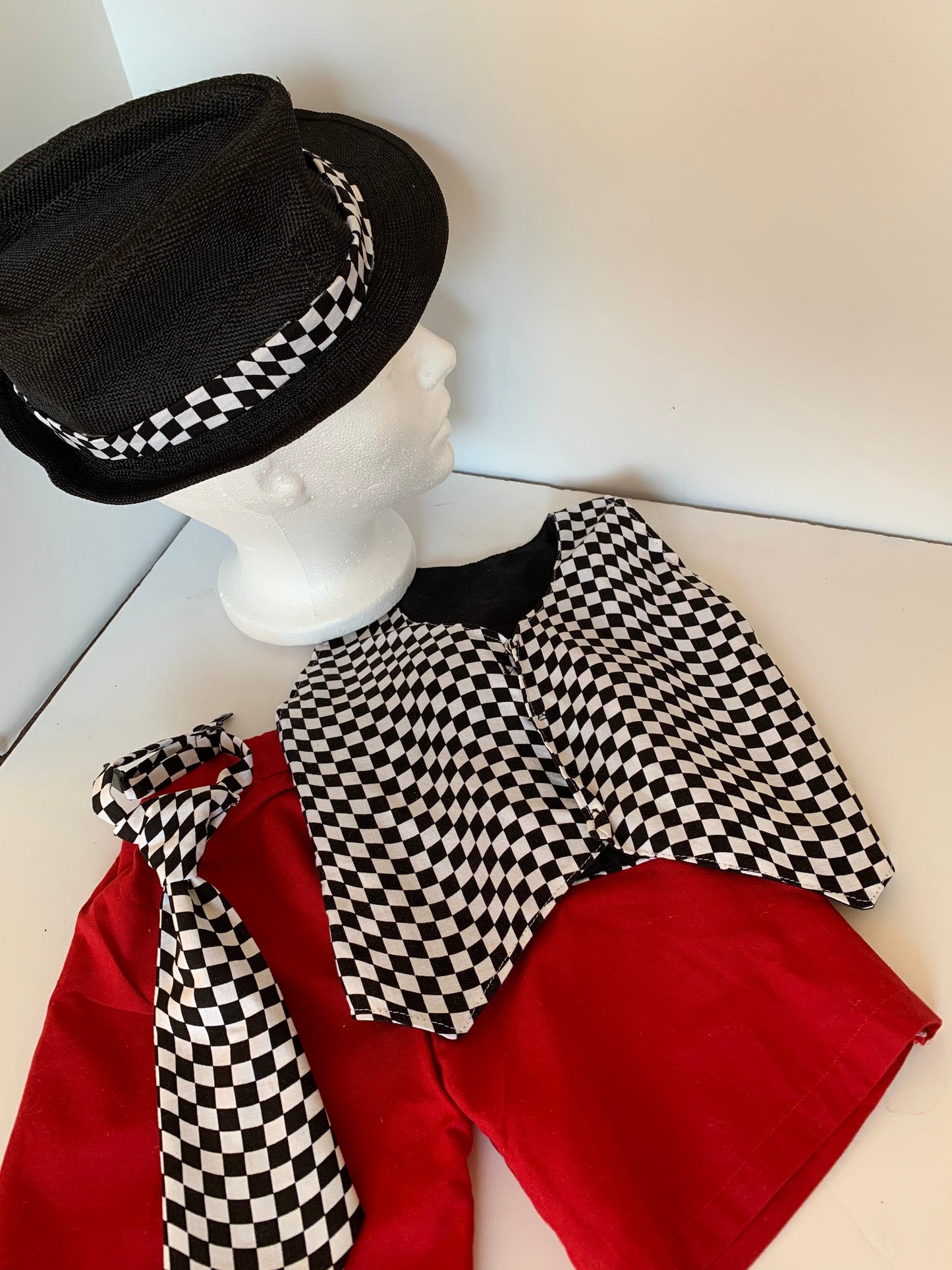 First Birthday Cake Smash Outfit Racing car Red Black white Car checkered Diaper Cover Tie for Baby Boy racing cake smash
