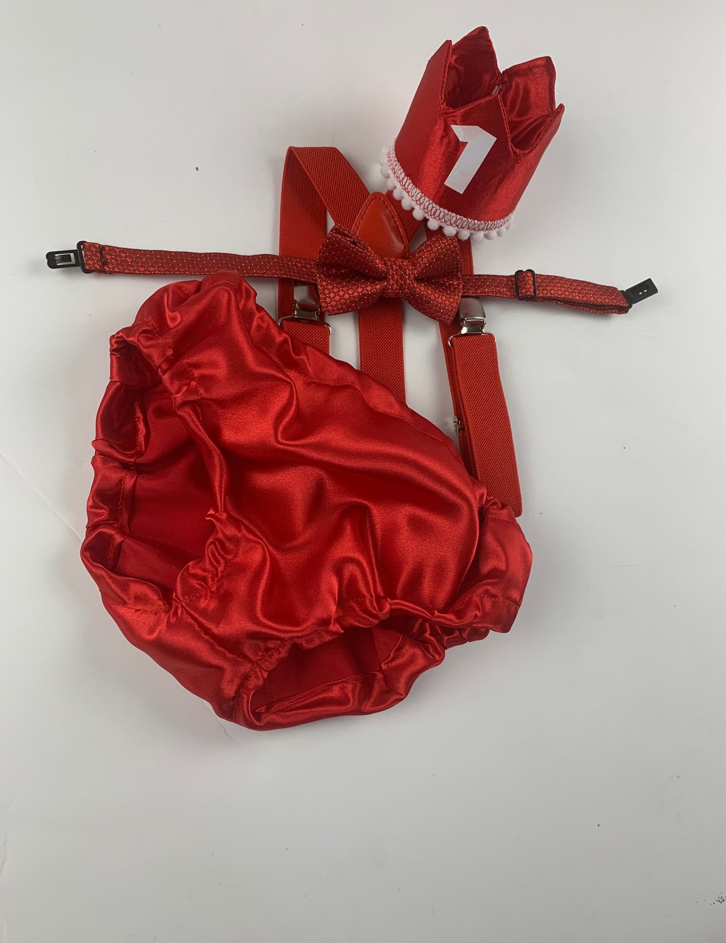 red cake smash outfit boy, Valentine cake smash, red bow tie, smash cake outfit boy, red diaper cover, red baby bow tie, red suspenders