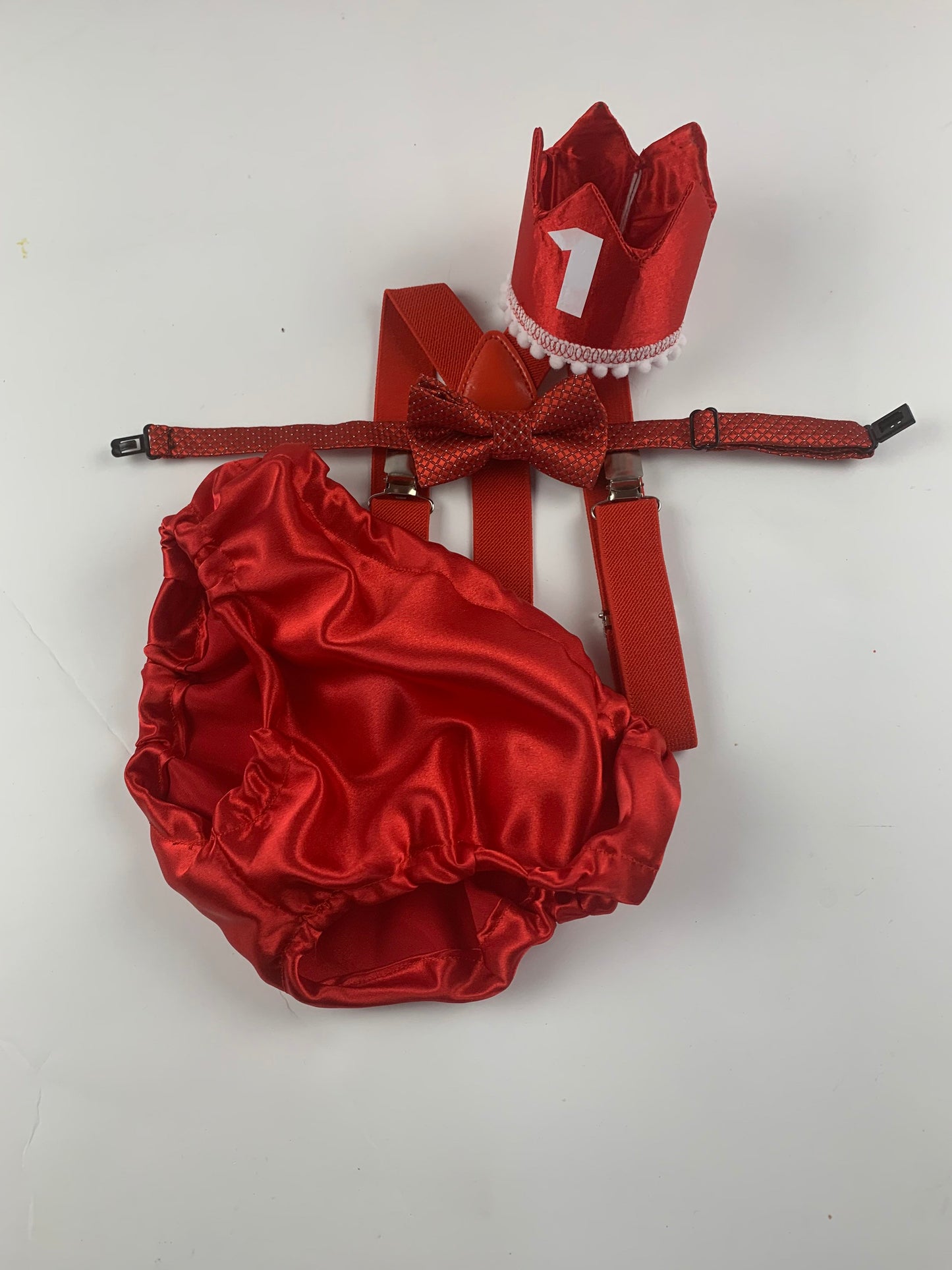 red cake smash outfit boy, Valentine cake smash, red bow tie, smash cake outfit boy, red diaper cover, red baby bow tie, red suspenders