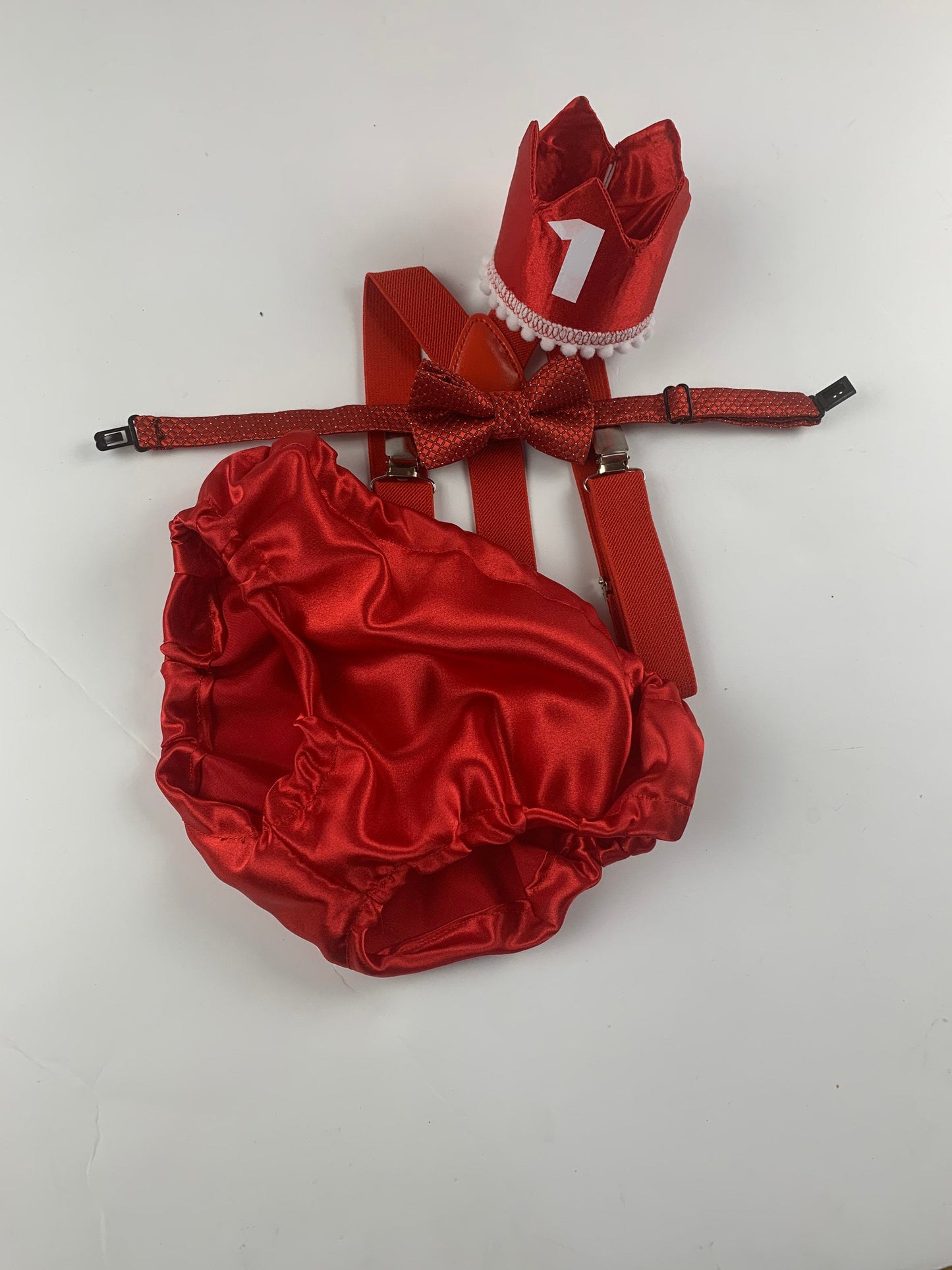 red cake smash outfit boy, Valentine cake smash, red bow tie, smash cake outfit boy, red diaper cover, red baby bow tie, red suspenders