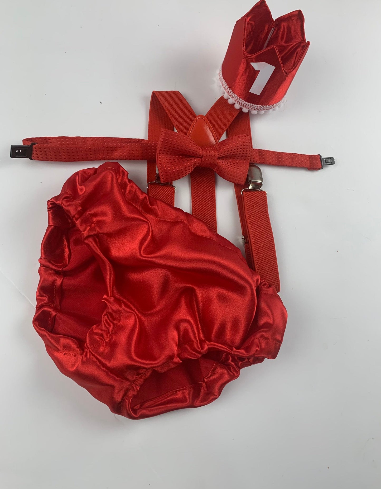 red cake smash outfit boy, Valentine cake smash, red bow tie, smash cake outfit boy, red diaper cover, red baby bow tie, red suspenders
