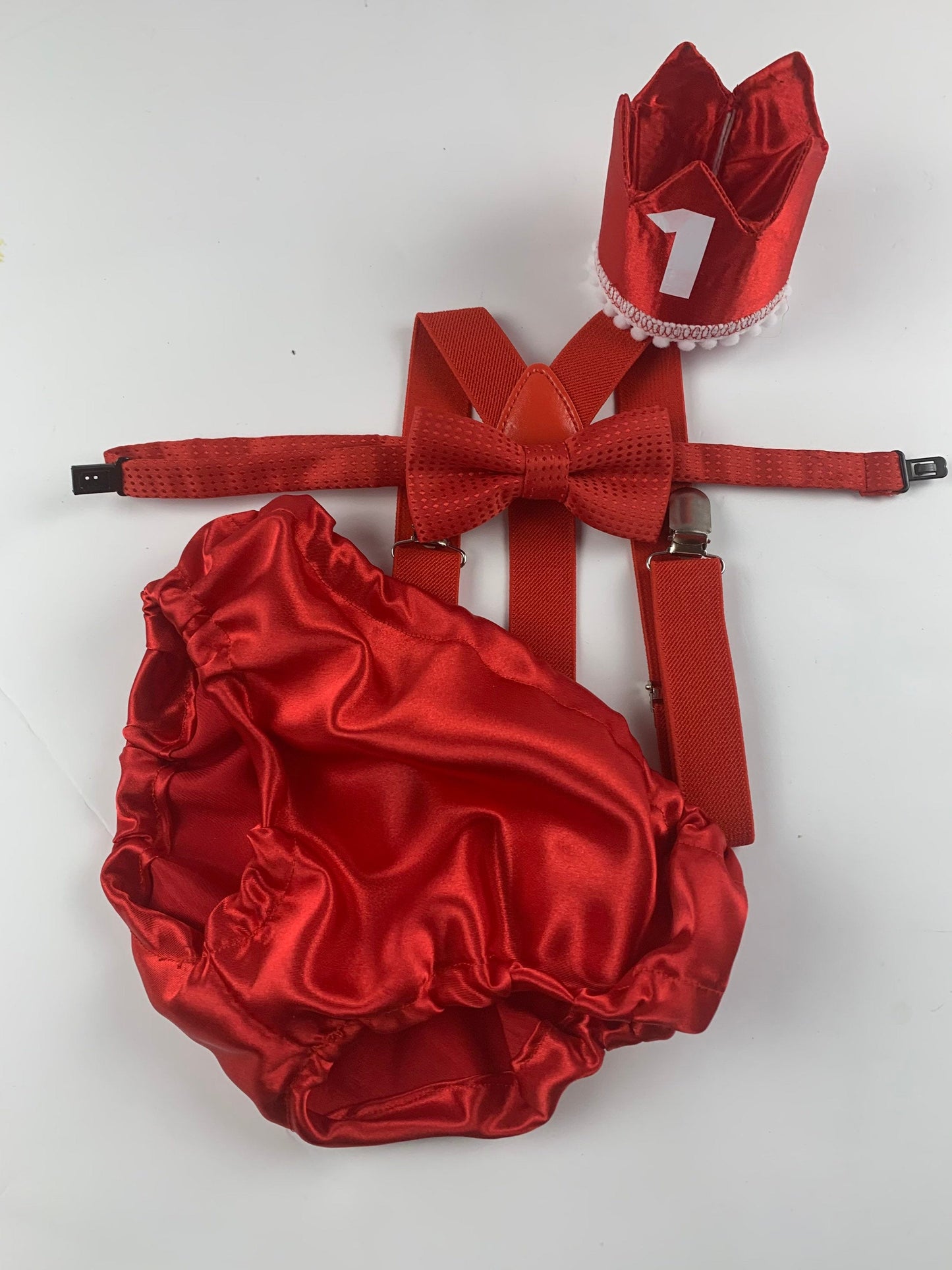 red cake smash outfit boy, Valentine cake smash, red bow tie, smash cake outfit boy, red diaper cover, red baby bow tie, red suspenders