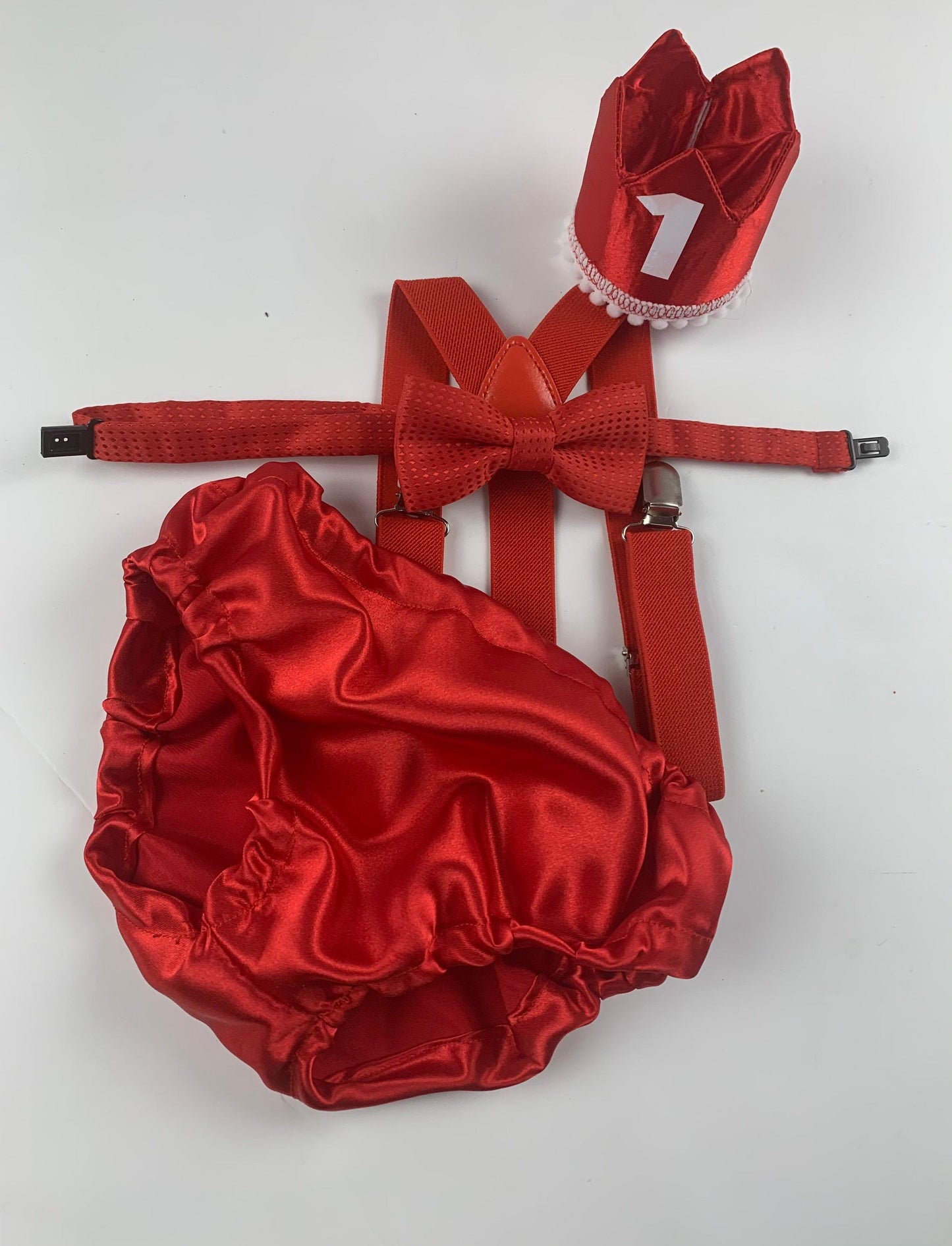 red cake smash outfit boy, Valentine cake smash, red bow tie, smash cake outfit boy, red diaper cover, red baby bow tie, red suspenders