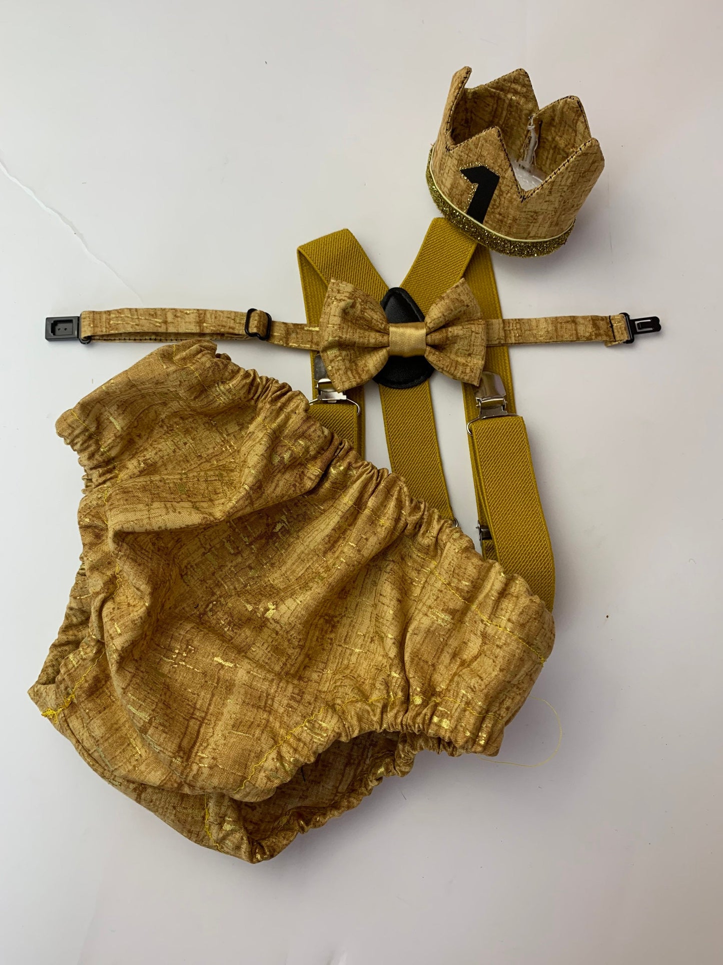 Woodland 1st Birthday Boy Outfit, Cake Smash Boy, First Birthday Boy, Boys Cake Smash Outfit, Woodland Diaper Cover, Bow Tie & Birthday Hat