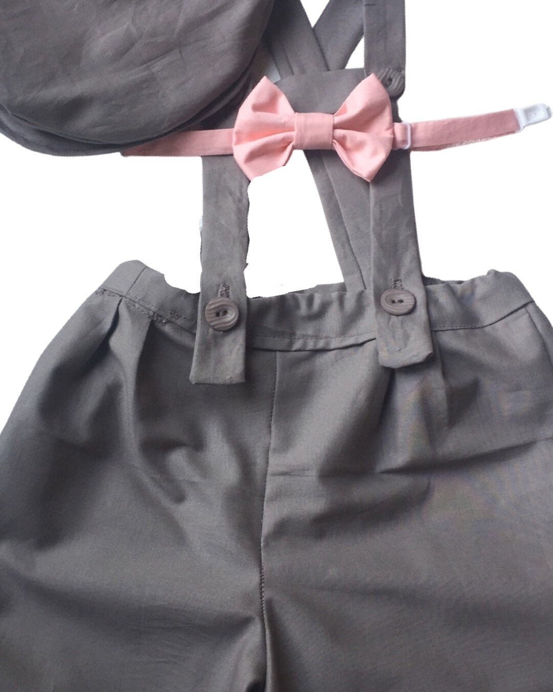 Boy shorts with suspenders Ring bearer outfit Baby boy linen suit First birthay clothes Baptism overalls Diaper cover set Rompers light Gray