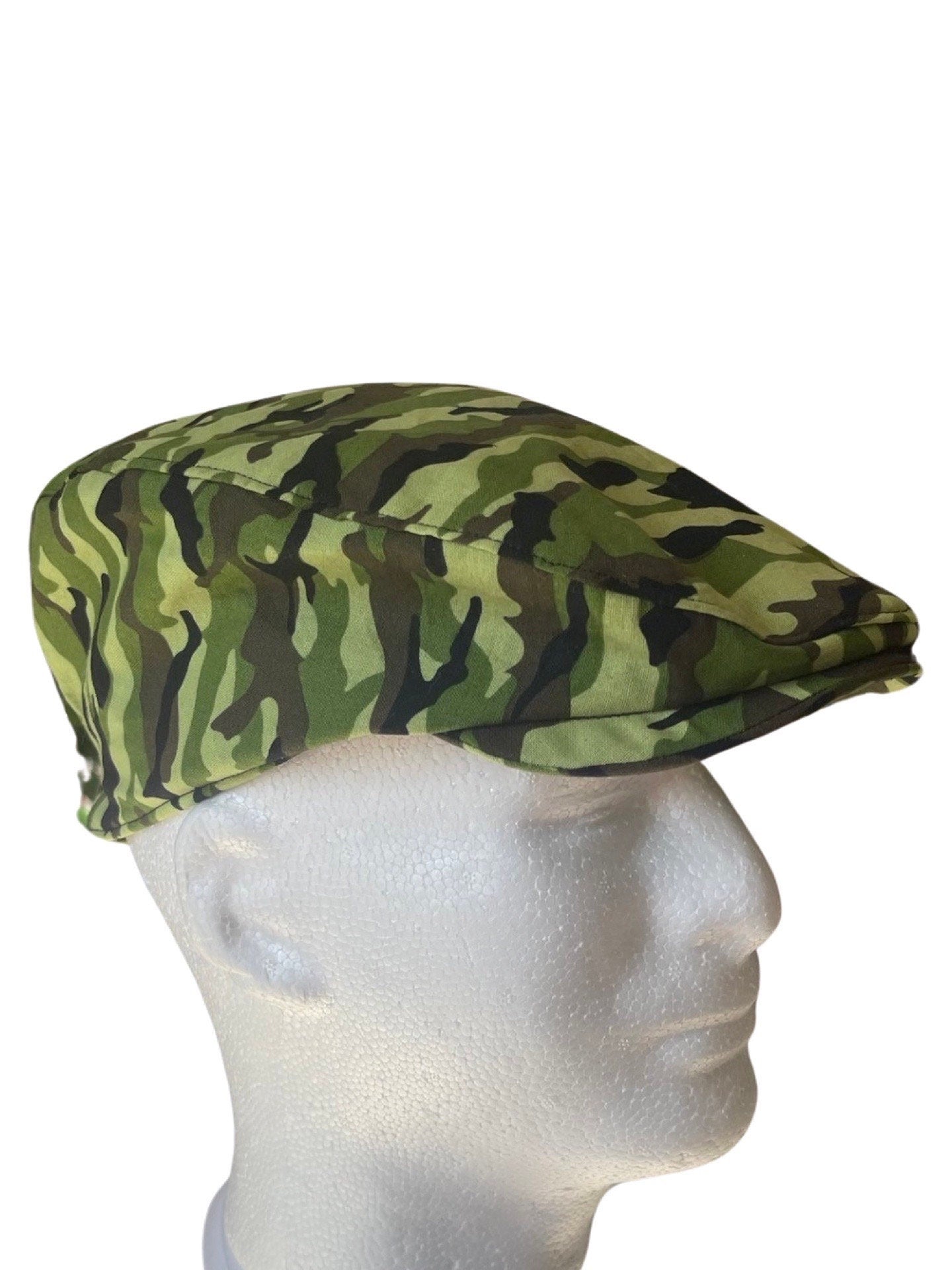 Camo Flat Cap, Camo Wedding Hat, Camo Newsboy Hat, Camouflage Mans Hat, Gray Brown Camo Ring Bearer Hat, Boy Camo Ivy Hat, Camo Jeff Hat