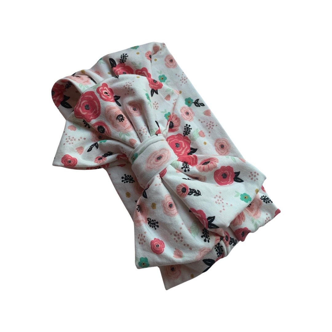 Rose Baby Swaddle Blanket, Baby Girl Swaddle, Rose Blanket, Newborn Swaddle, Girl Baby Blanket, Swaddle Set, Stretchy Knit Swaddle