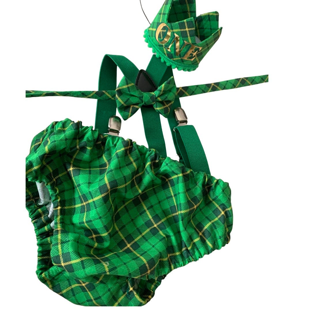 Green plaid Boy Cake Smash Outfit for Patrick’s Day Cake Smash Birthday celebration