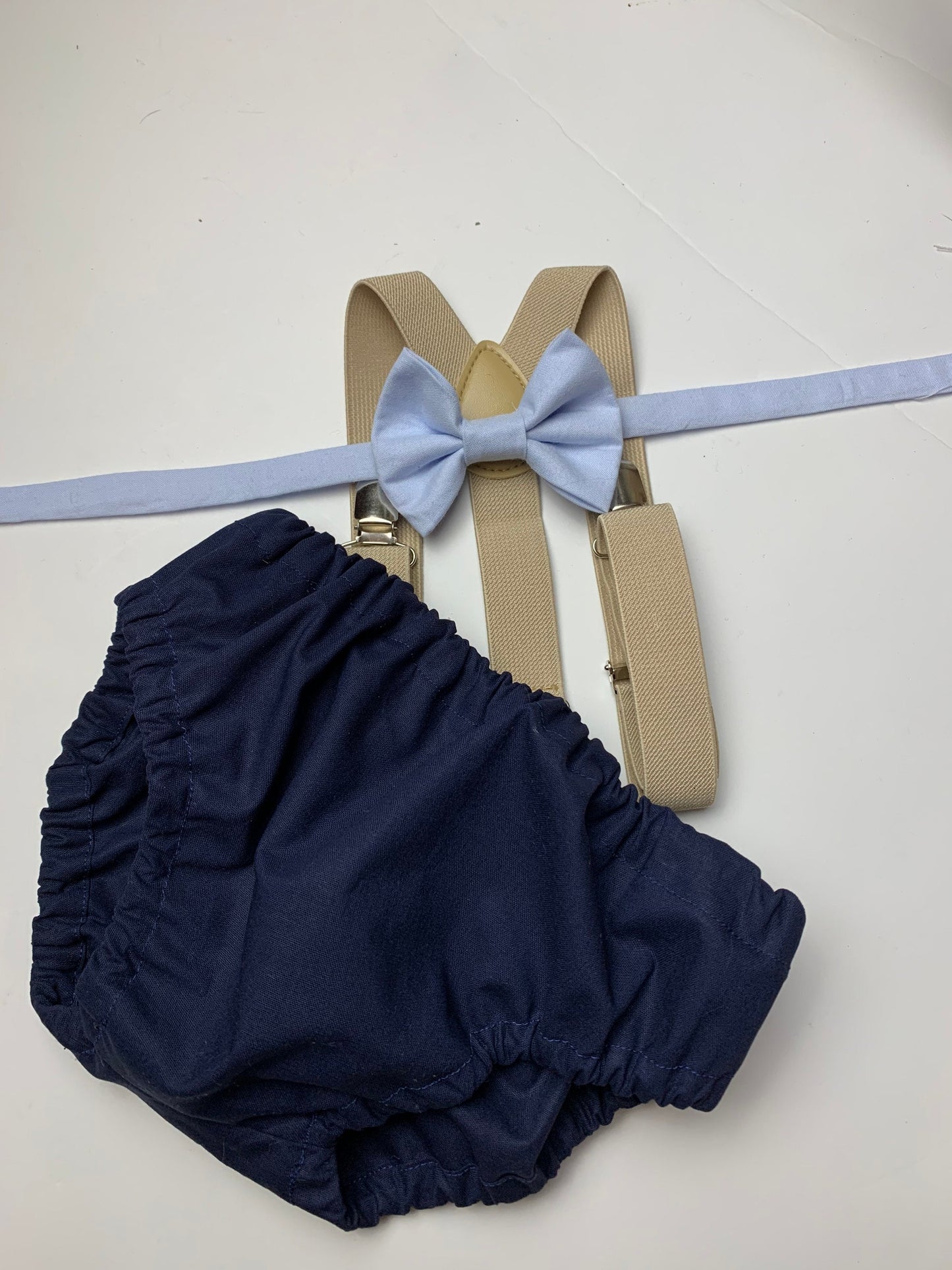 Navy Smash Cake Outfit Boy First Birthday super soft navy cotton Diaper Cover, beige Suspenders and blue bow tie 1st Birthday Photoshoot