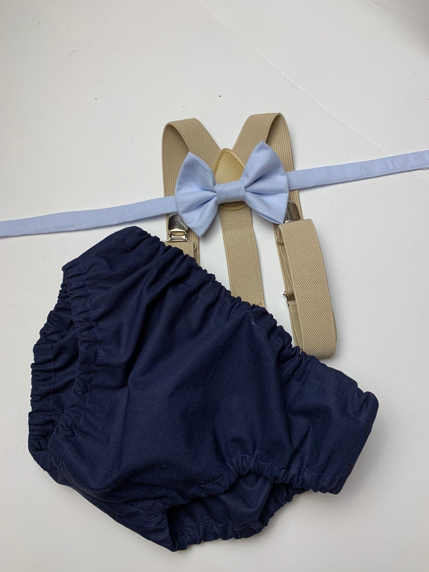 Navy Smash Cake Outfit Boy First Birthday super soft navy cotton Diaper Cover, beige Suspenders and blue bow tie 1st Birthday Photoshoot