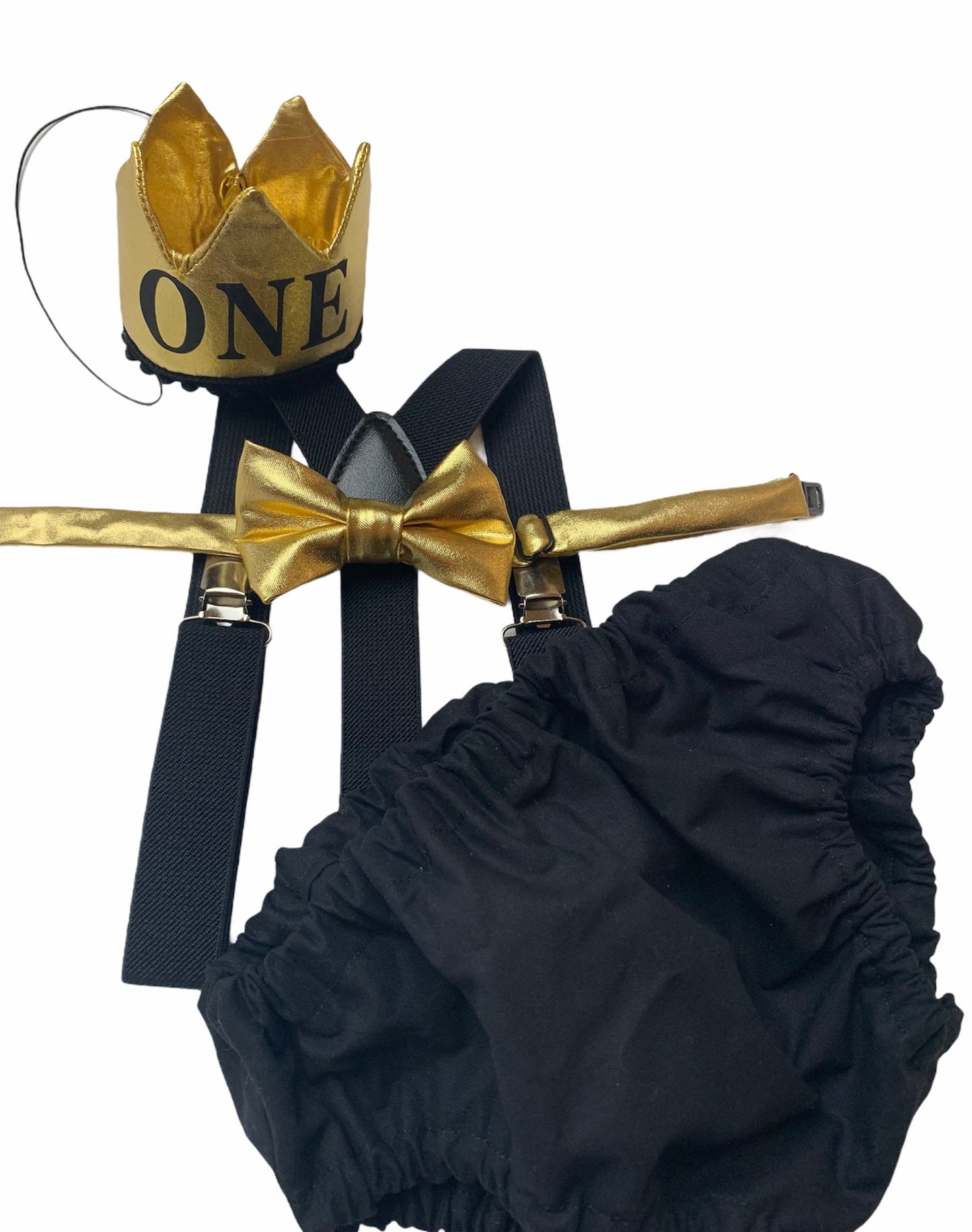 King of the wild things outfit, wild one cake smash outfit, boys party crown, one year boy outfit, black gold boy birthday outfit, boy tie