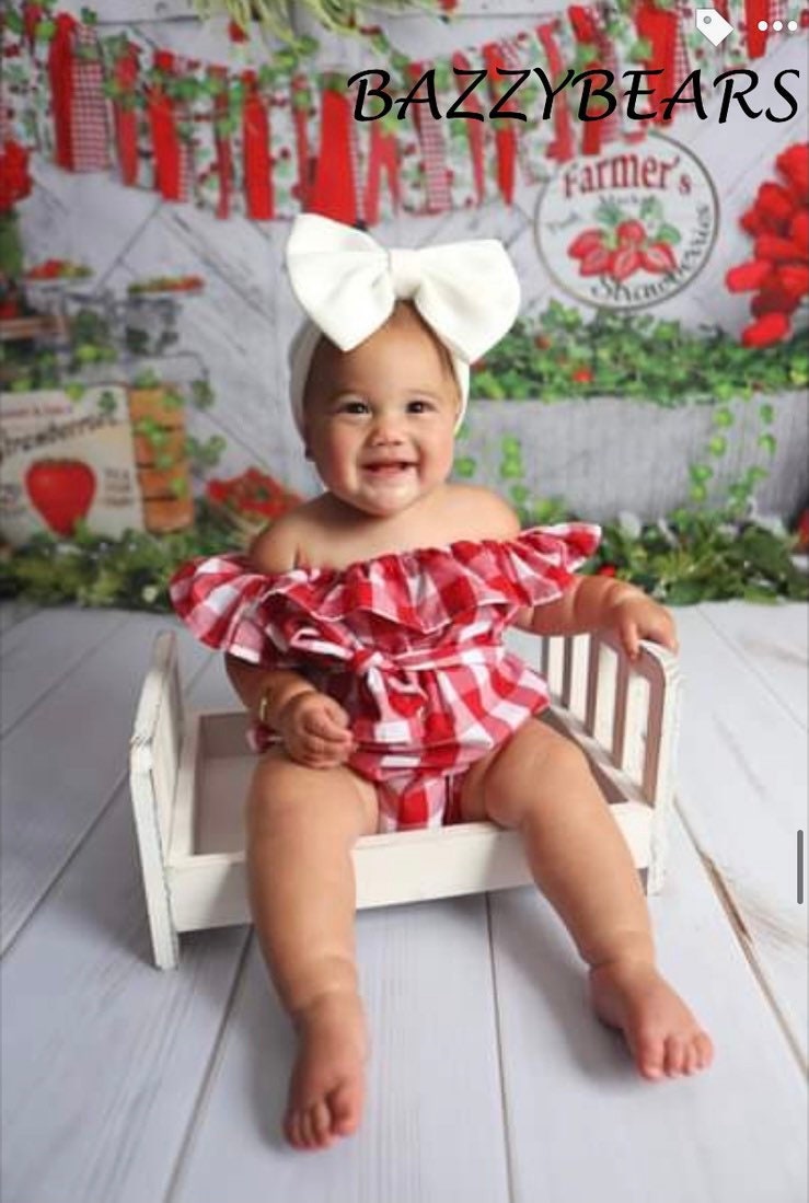 Strawberry First Birthday Outfit Berry First Birthday Theme Party Berry 1st Birthday Romper for Girl Strawberry Outfit for One Year Old