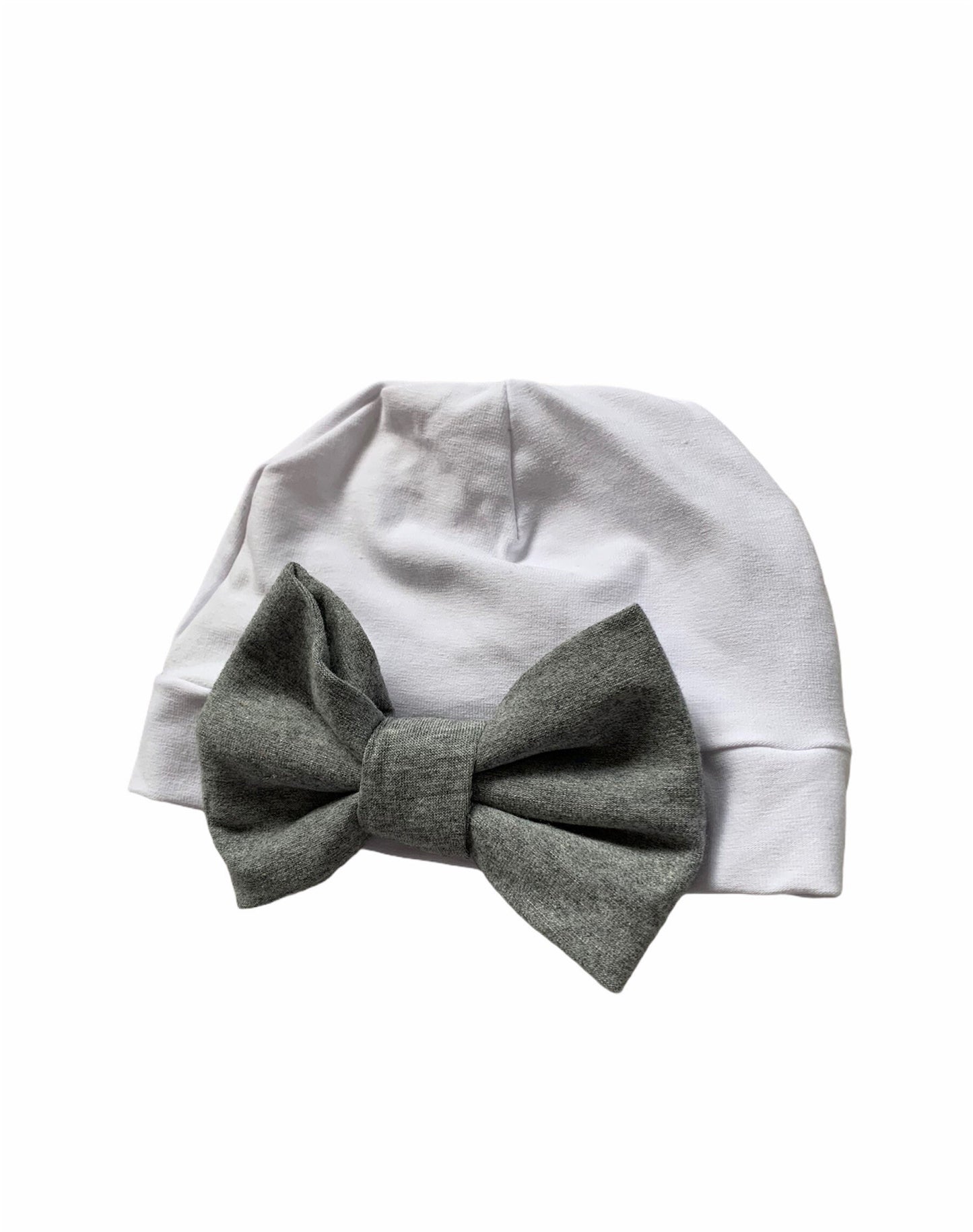 Newborn Baby Girl Bow Hat – White Beanie with Grey Bow