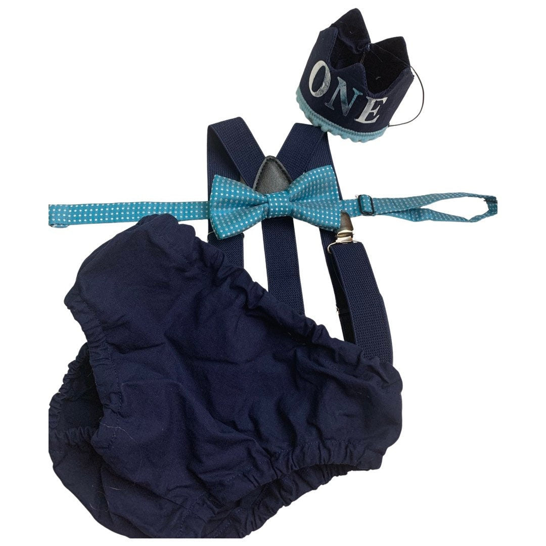 baby boy navy blue and blue themed cake smash outfit nappy diaper cover suspenders bow tie boy first birthday outfit 1st birthday