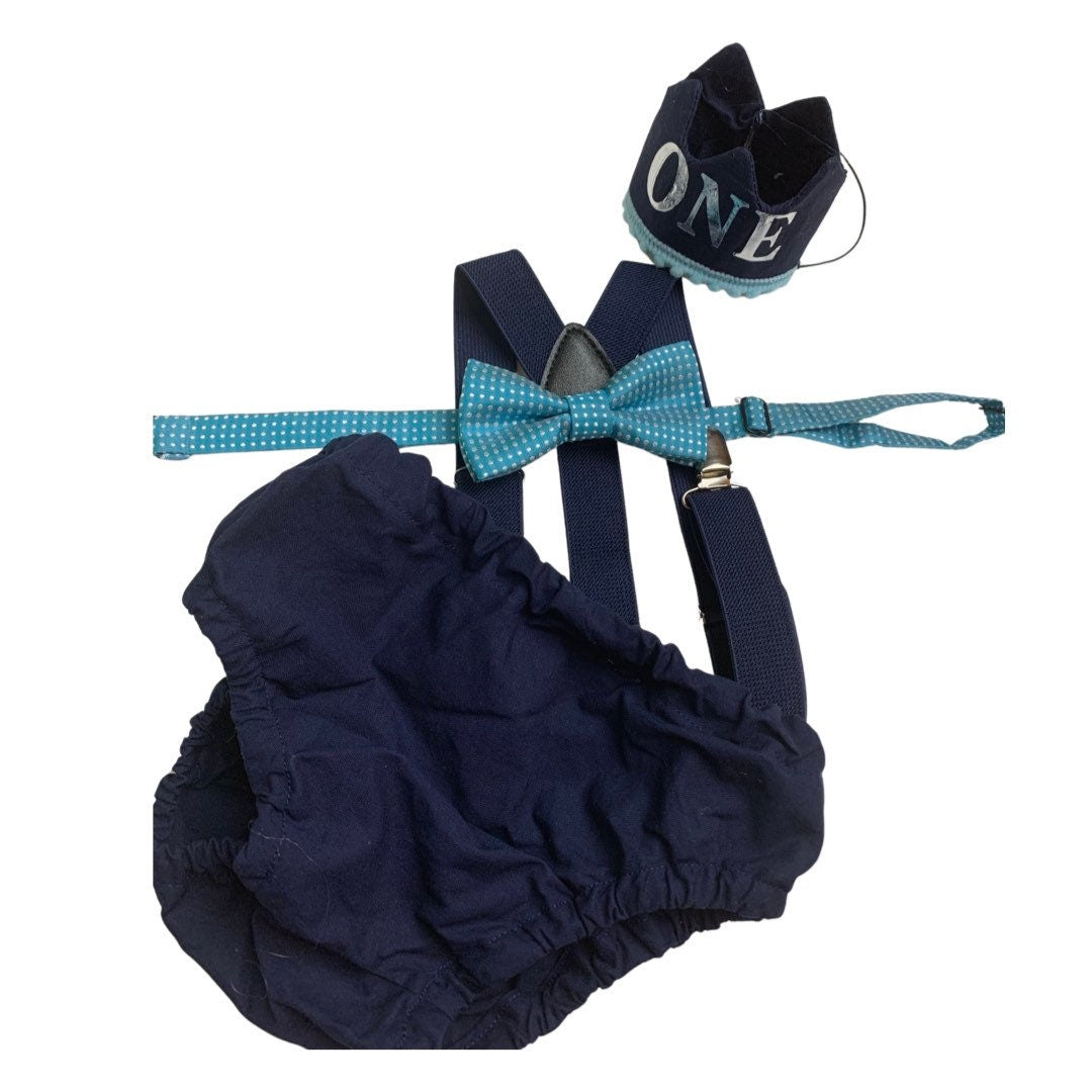 baby boy navy blue and blue themed cake smash outfit nappy diaper cover suspenders bow tie boy first birthday outfit 1st birthday