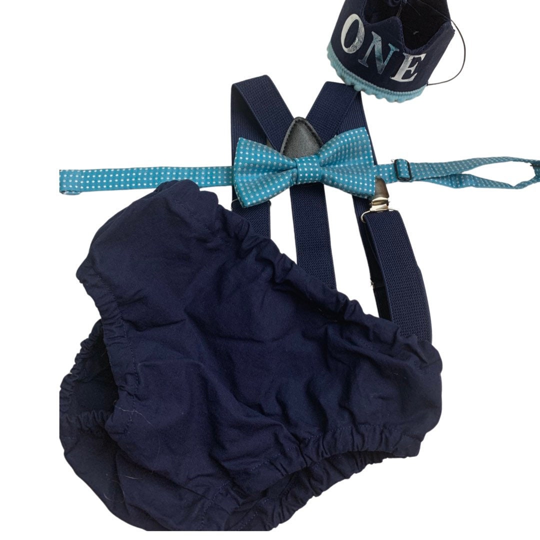 baby boy navy blue and blue themed cake smash outfit nappy diaper cover suspenders bow tie boy first birthday outfit 1st birthday