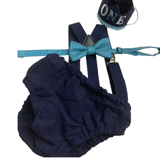 baby boy navy blue and blue themed cake smash outfit nappy diaper cover suspenders bow tie boy first birthday outfit 1st birthday