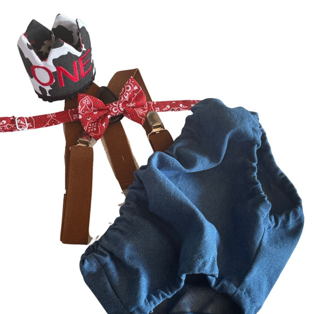 My First Rodeo, Wild One, First Birthday Outfit, Cowboy Party crown embroidered, Cake Smash Photoshoot, Western Country 1st Baby Boy Bloomer
