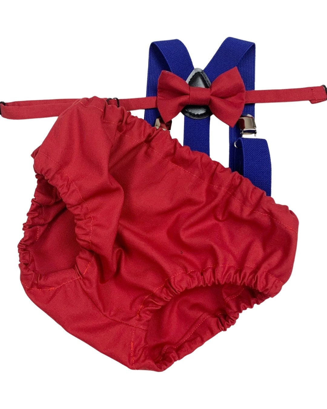 red cake smash outfit boy, Videogame cake smash, red bow tie, smash cake outfit boy, red diaper cover, red blue baby bow tie, red suspenders