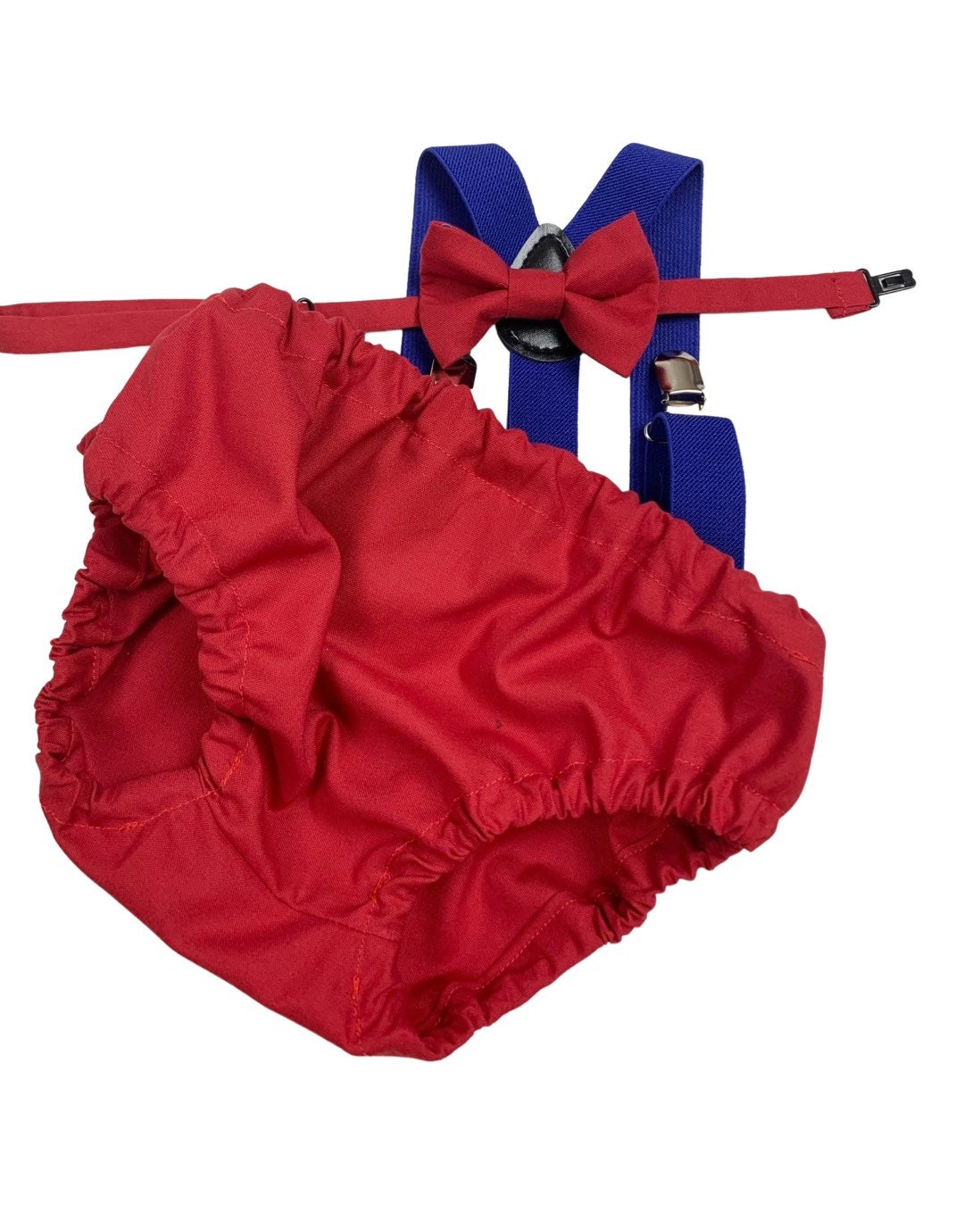 red cake smash outfit boy, Videogame cake smash, red bow tie, smash cake outfit boy, red diaper cover, red blue baby bow tie, red suspenders