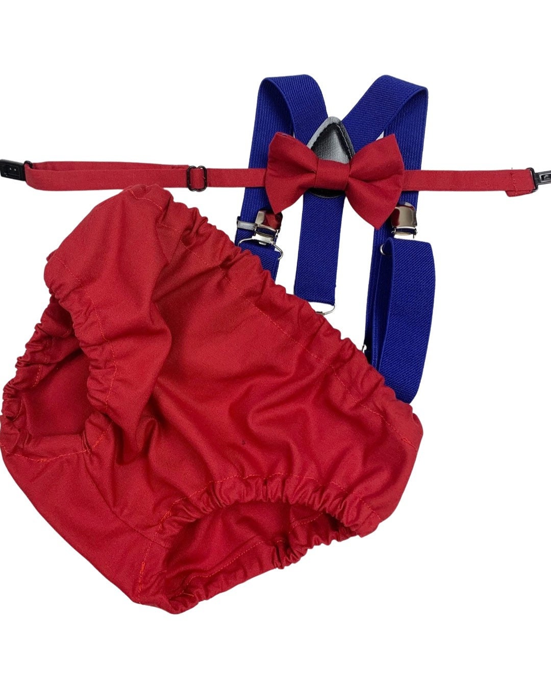red cake smash outfit boy, Videogame cake smash, red bow tie, smash cake outfit boy, red diaper cover, red blue baby bow tie, red suspenders