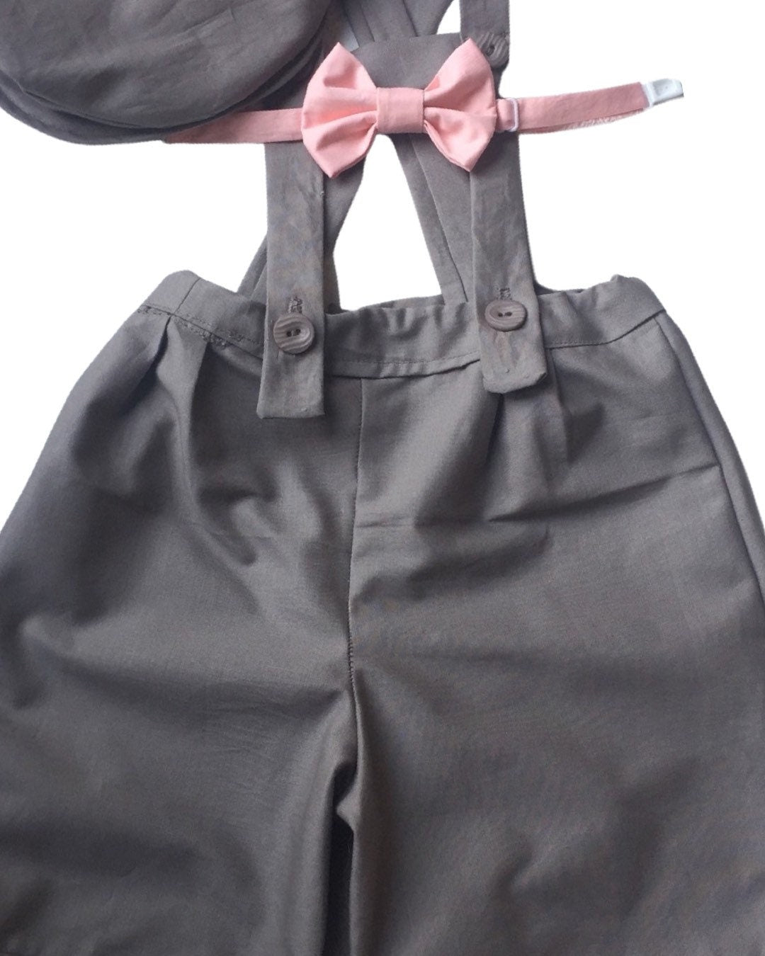 Boy shorts with suspenders Ring bearer outfit Baby boy linen suit First birthay clothes Baptism overalls Diaper cover set Rompers light Gray