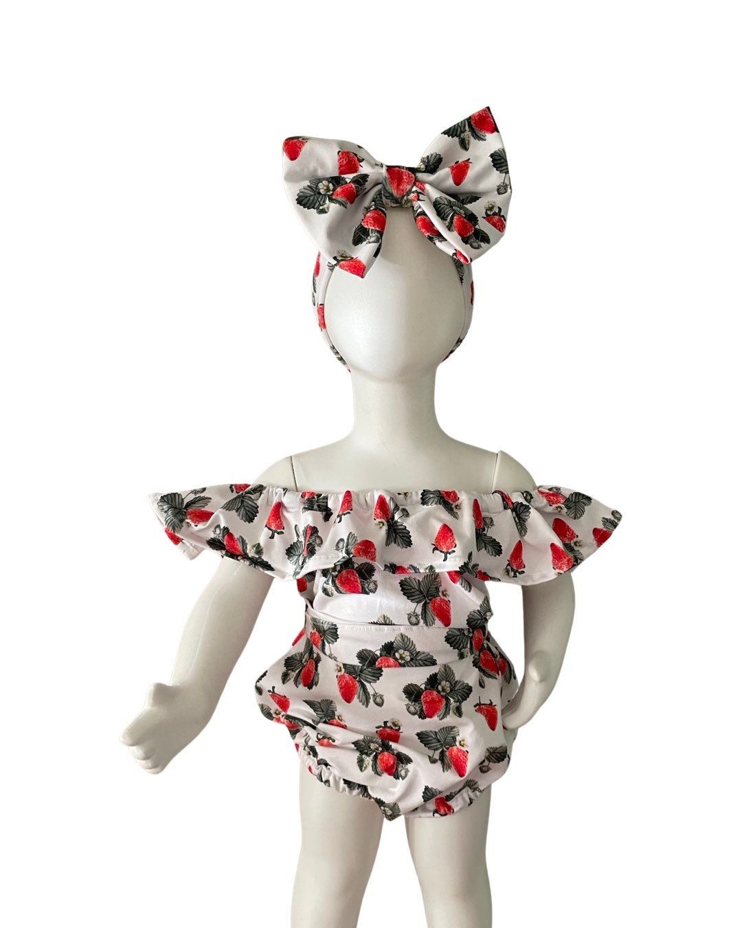 Berry First Birthday Outfit, Personalized Baby Girl Strawberry Romper , Sweet One Baby Romper , Baby Shower Gift, Birthday Strawberry Romper