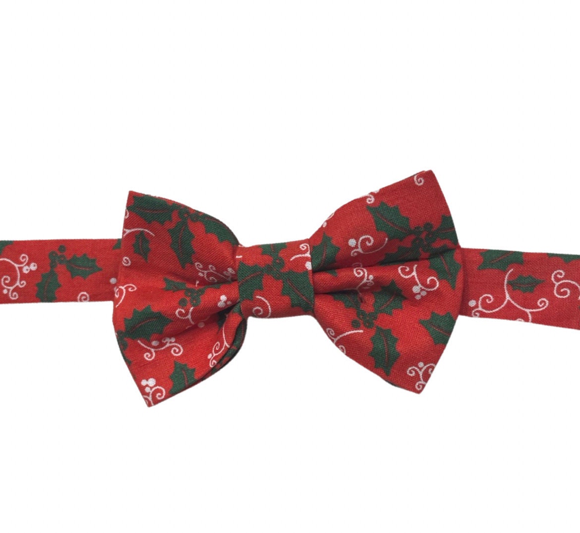Festive Christmas Bow Tie with Holly & Berry Designs, Scottish Tartan Dickie Bow Perfect For Graduation, Prom 100% Cotton Xmas Decorations