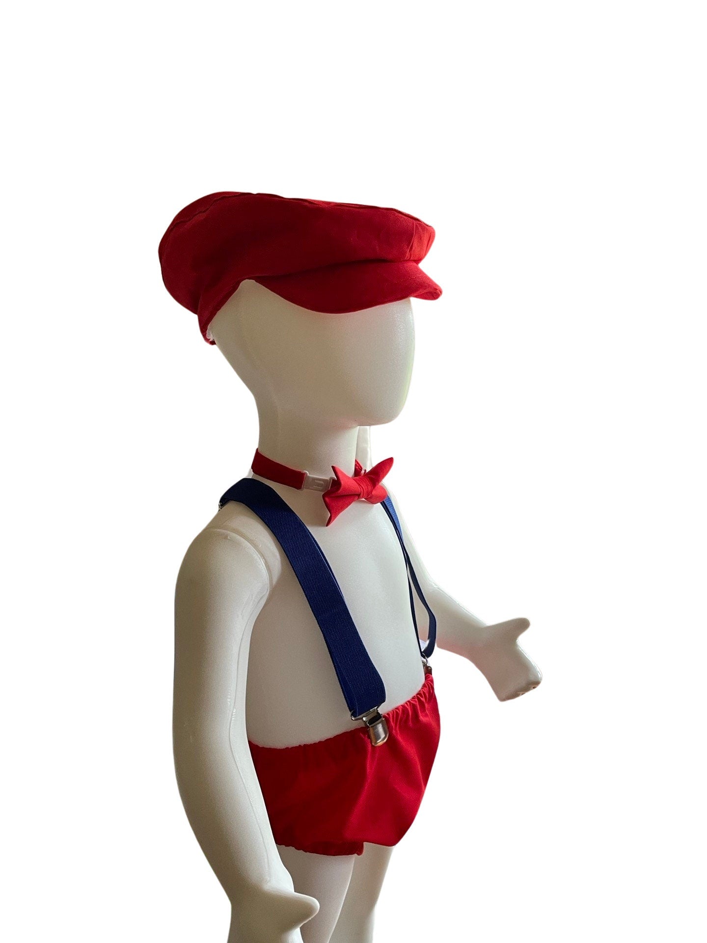 red cake smash outfit boy, Videogame cake smash, red bow tie, smash cake outfit boy, red diaper cover, red blue baby bow tie, red suspenders
