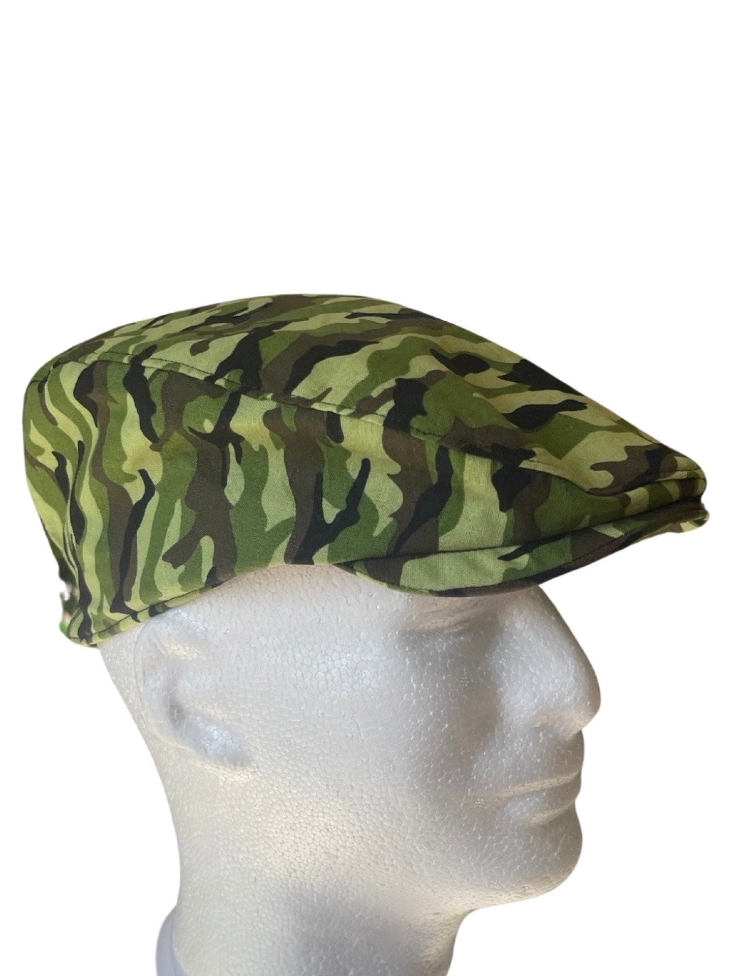 Camo Flat Cap, Camo Wedding Hat, Camo Newsboy Hat, Camouflage Mans Hat, Gray Brown Camo Ring Bearer Hat, Boy Camo Ivy Hat, Camo Jeff Hat