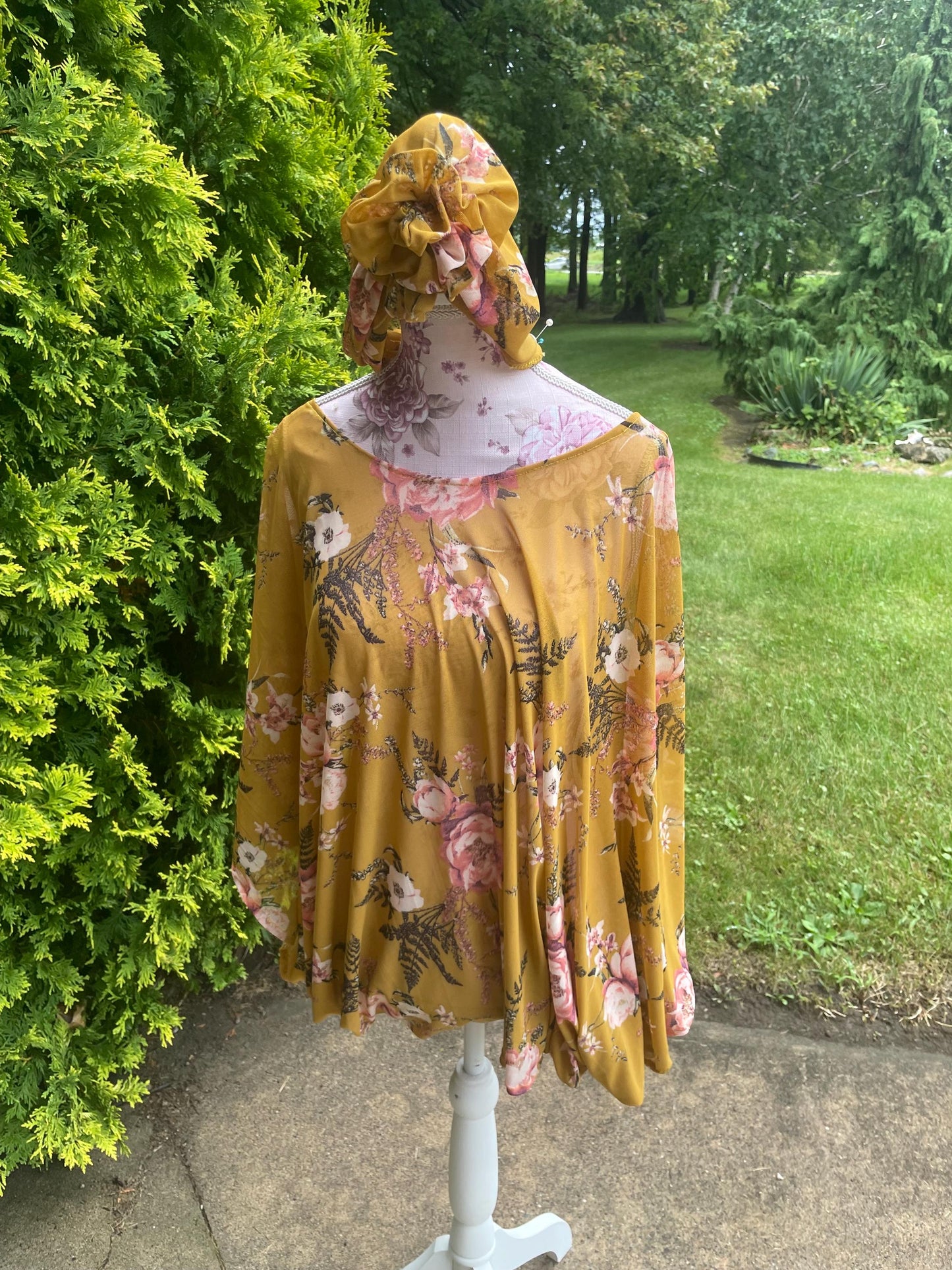 Heritage Lounging mesh Sweater | Wide Sleeved light weight blouse | Batwing Sleeve | Summer sweater | Doleman Style | Bell Sleeves | floral