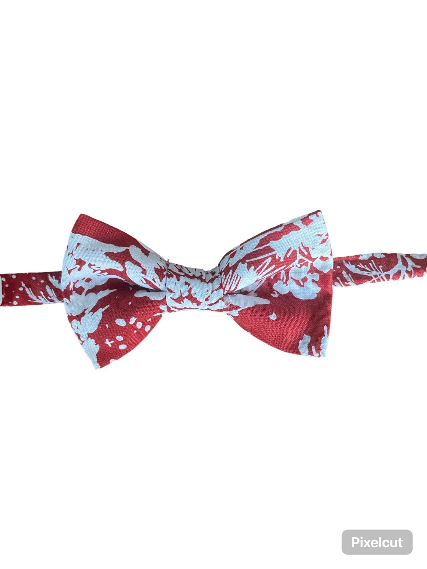 Red & White bow tie, Christmas tree bow tie, red bow tie, boy's red bow tie, boy's bow tie, baby bow tie, toddler tie, christmas bow tie