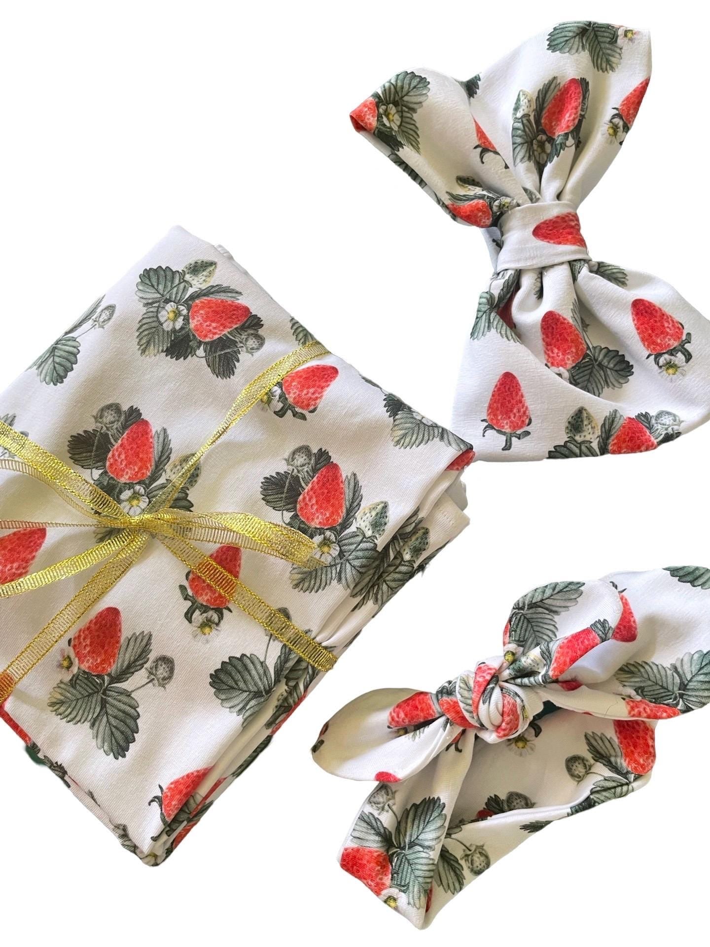 RED STRAWBERRY Swaddle Blanket Newborn Baby Girl Coming Home Outfit Name Berry Blanket Baby Shower Gift Hospital Photo Outfit