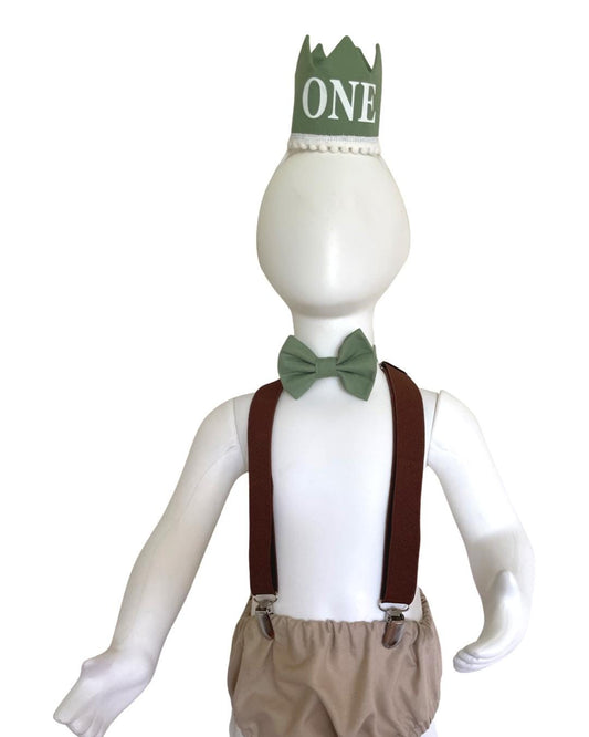 Jungle Birthday Boy Cake Smash Outfit, Wild One Birthday Outfit, Safari, Zoo, Diaper Cover, Bow Tie, Suspenders, Birthday Outfit