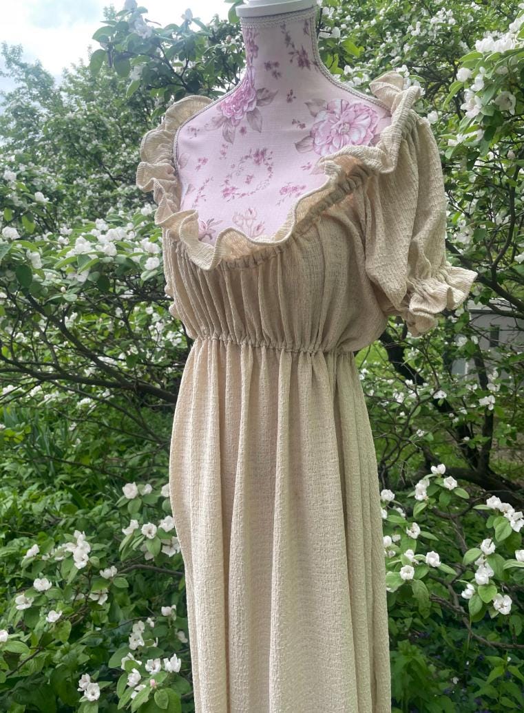 Regency Gown - Crinkled knit long dress - 1800s gown - Vintage Style Gown - Puckered Dress Full Length- choose your colour