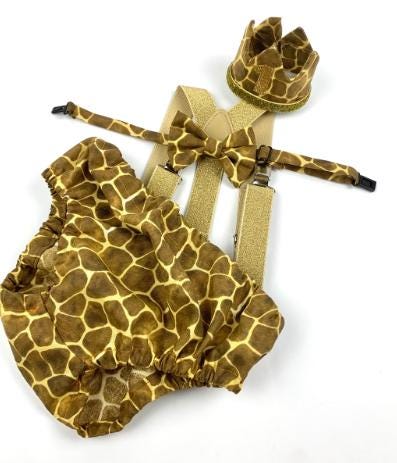 safari cake smash outfit boy, boy cake smash outfit, giraffe cake smash, jungle cake smash, safari 1st birthday boy, giraffe diaper cover