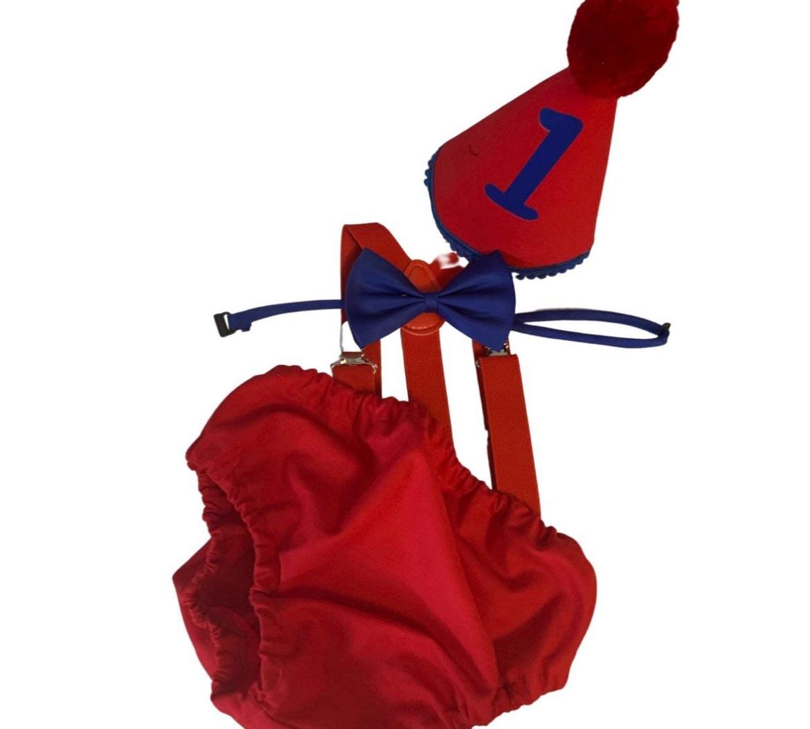 red cake smash outfit boy, Videogame cake smash, red bow tie, smash cake outfit boy, red diaper cover, red blue baby bow tie, red suspenders