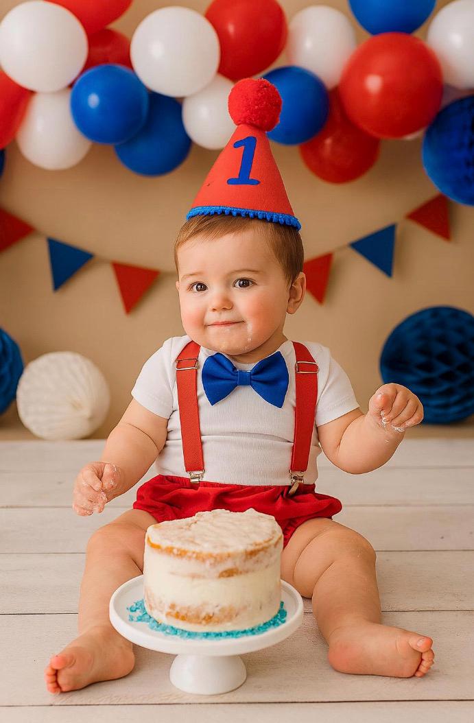 red cake smash outfit boy, Videogame cake smash, red bow tie, smash cake outfit boy, red diaper cover, red blue baby bow tie, red suspenders
