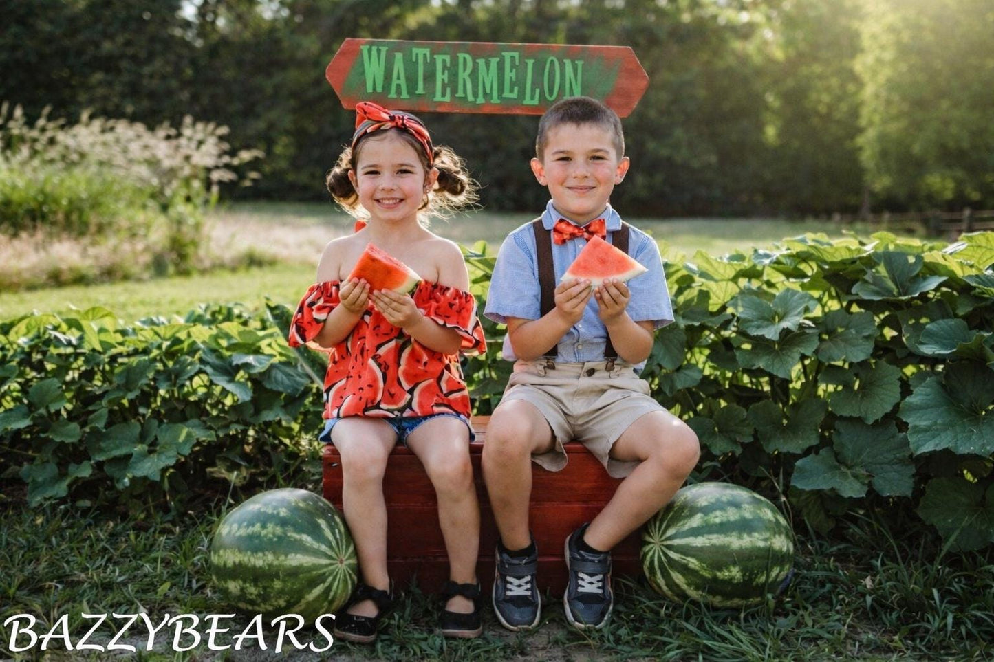 1st Birthday Watermelon Outfit, One in a melon birthday girl set, Watermelon bloomer, Watermelon smash cake outfit, round knot headband