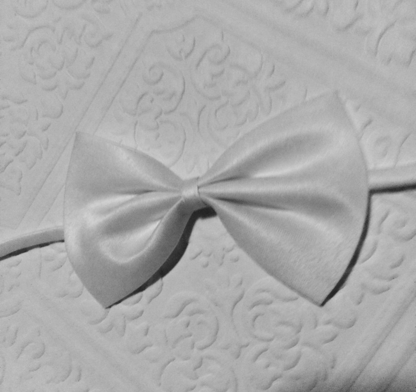 white bow tie, classic white bow tie, white baby bow tie, baby bow tie, toddler bow tie, white toddler bow tie, wedding boy tie, bow tie